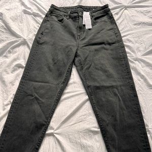 American Eagle NWT stretchy jeans